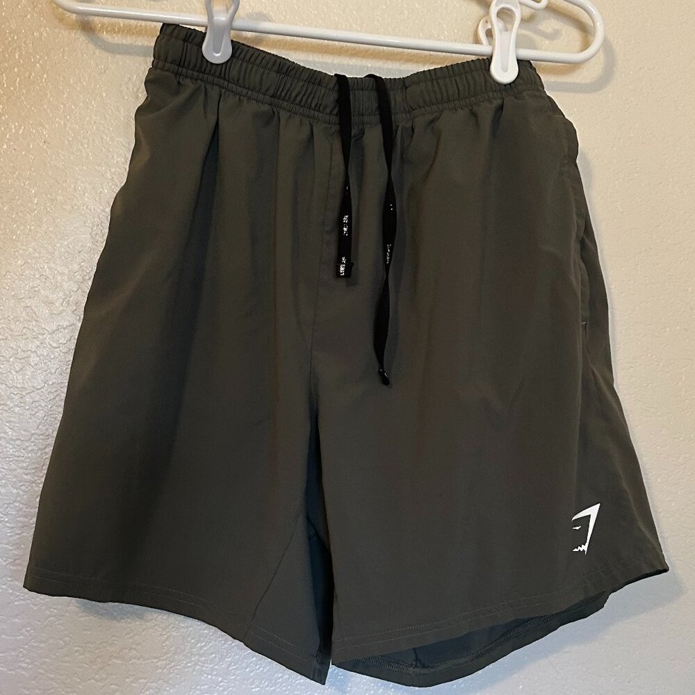 Gymshark Men's Arrival Running Gym Drawstring Pocket Shorts Green Medium Size